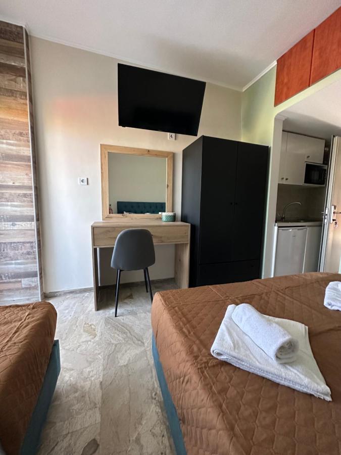 Hotel Palmera Сарти Екстериор снимка